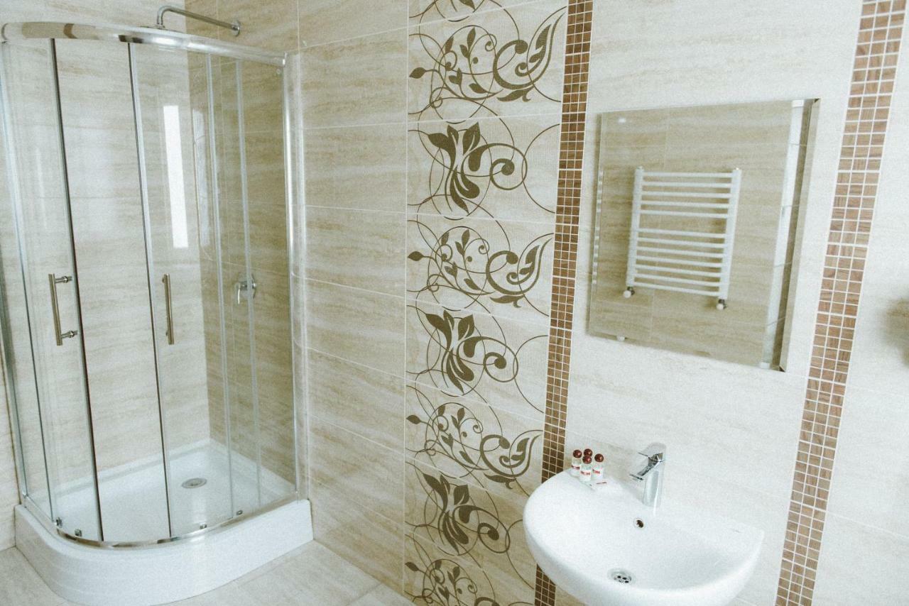 Hotel Korona Kolybayevka Экстерьер фото